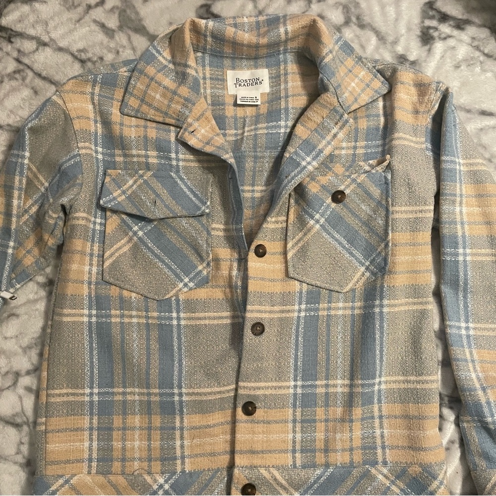 Women’s flannel shirt